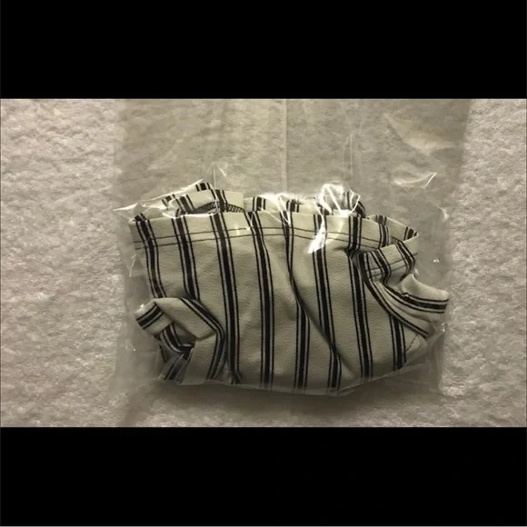 Hot Kiss Comfy Ruffled White Striped Shorts - Picture 7 of 8